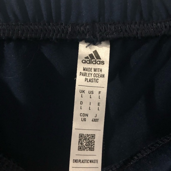 Women’s Adidas Golf Dress w/ Shorts - Picture 6 of 7